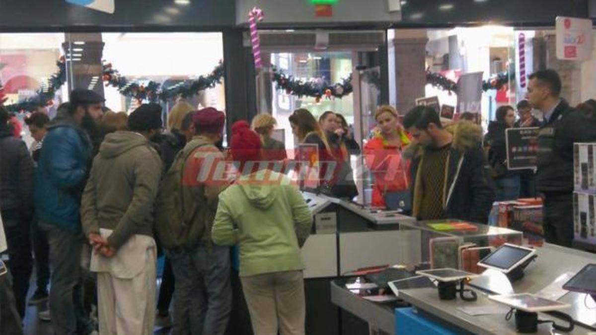 Πάτρα: Της… κοπάνας για τη Black Friday – Ανάμεικτες οι αντιδράσεις για τις προσφορές των καταστημάτων [pics]