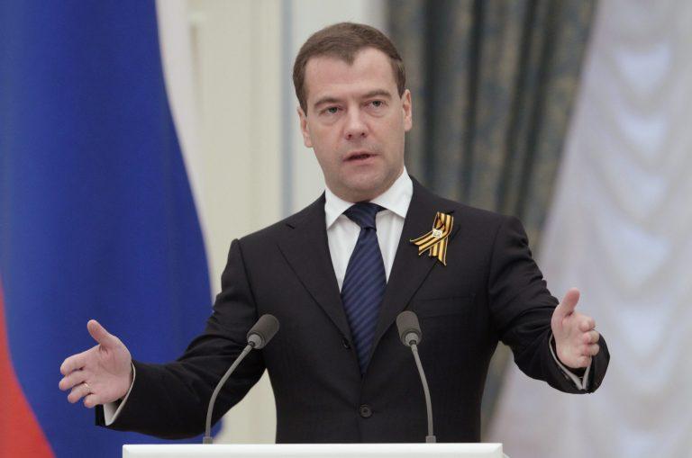 Μεντβέντεφ: «Αντιρωσική εκστρατεία οι κατηγορίες για ντόπινγκ»
