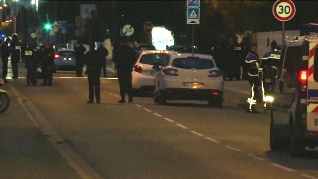 Συναγερμός στην Γαλλία: Αυτοκίνητο έπεσε σε πεζούς! Τρεις τραυματίες