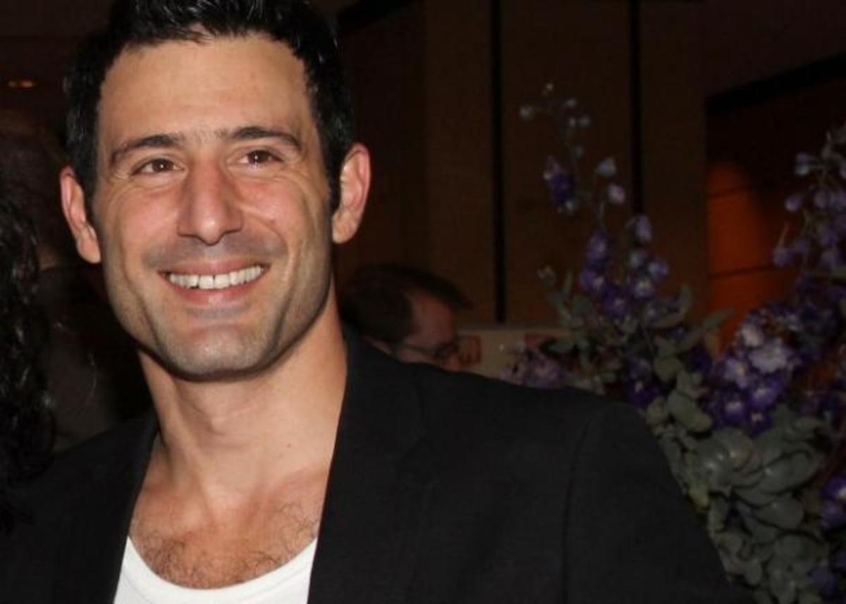 Λευτέρης Ελευθερίου: Σπάνια βραδινή έξοδος με την σύζυγό του!