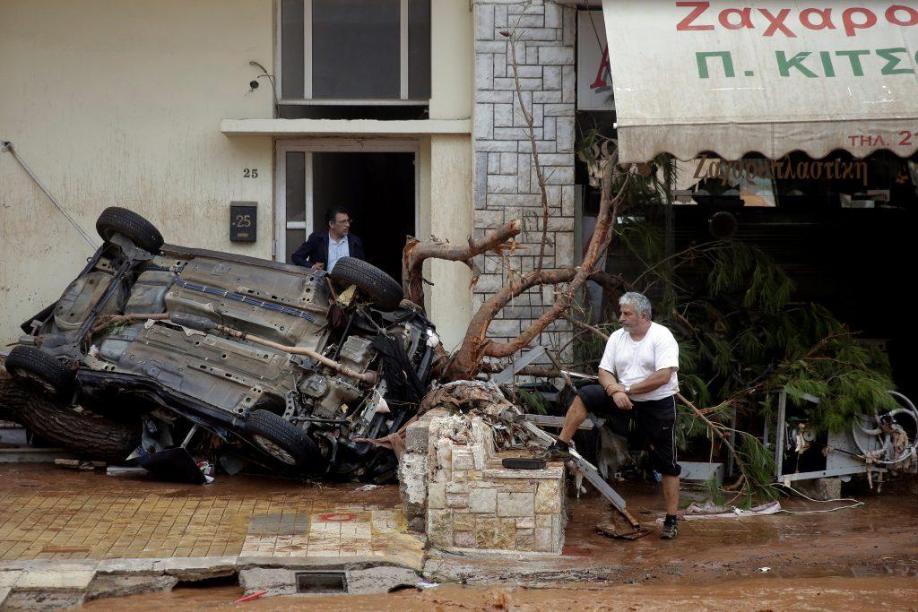 Επτά νεκροί και πολλοί αγνοούμενοι στην Μάνδρα από τις πλημμύρες! Απίστευτη τραγωδία