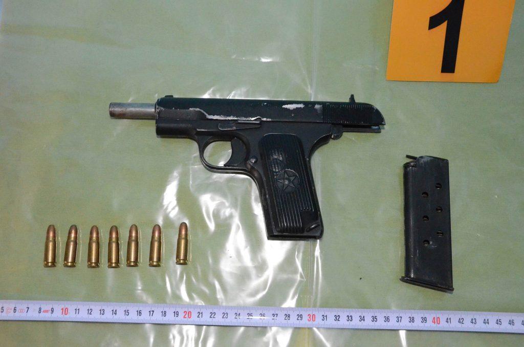 Αγρίνιο: Μαθητές βρήκαν όπλο και σφαίρες στο σχολείο τους!