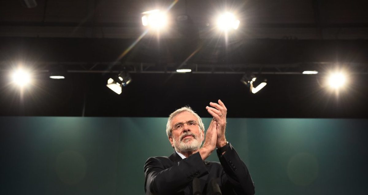 Ιρλανδία: Αποχωρεί μετά από 34 χρόνια ο ηγέτης της πολιτικής πτέρυγας του IRA