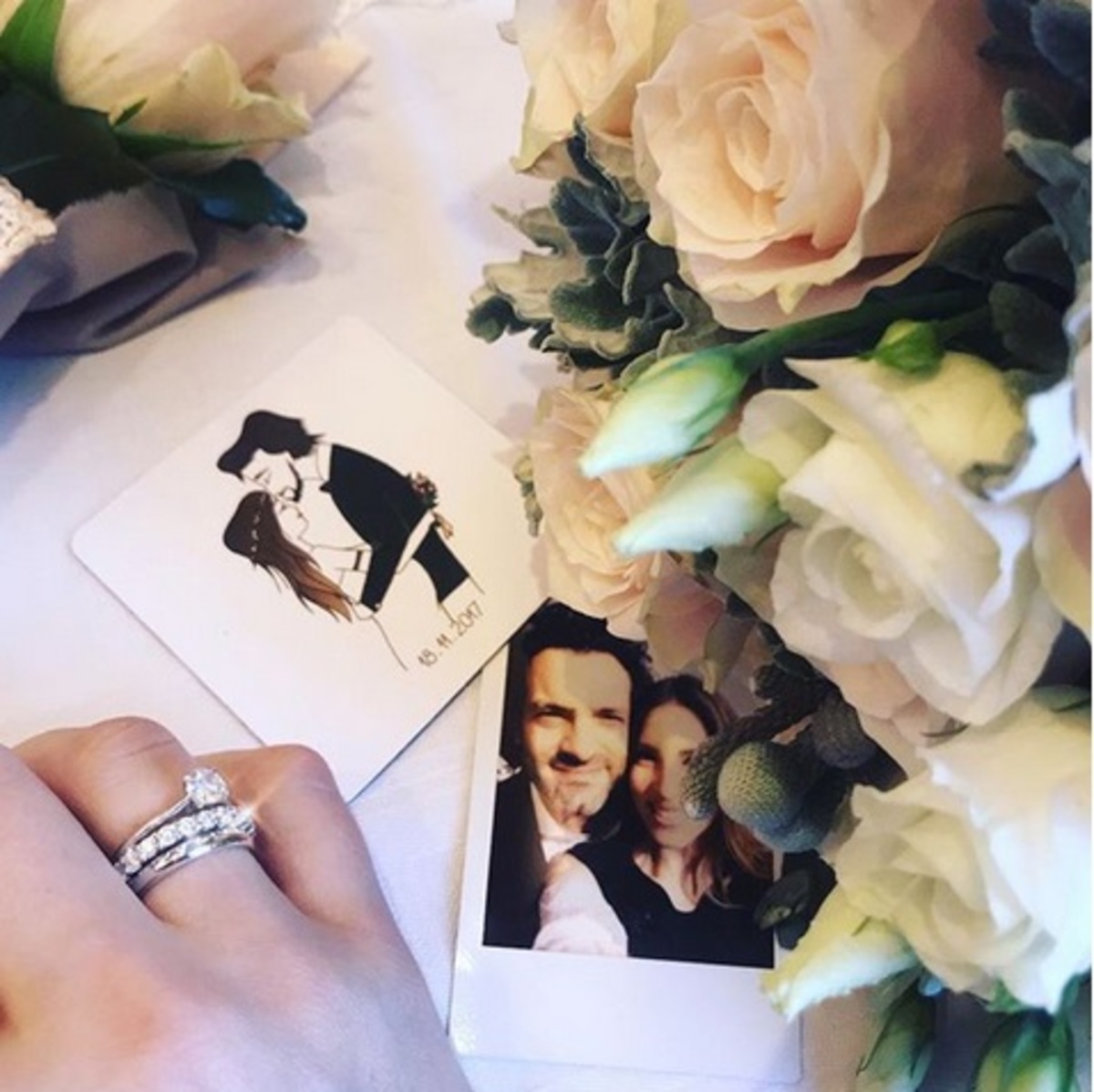 Αθηνά Οικονομάκου – Φίλιππος Μιχόπουλος: Αυτή είναι η κουμπάρα τους