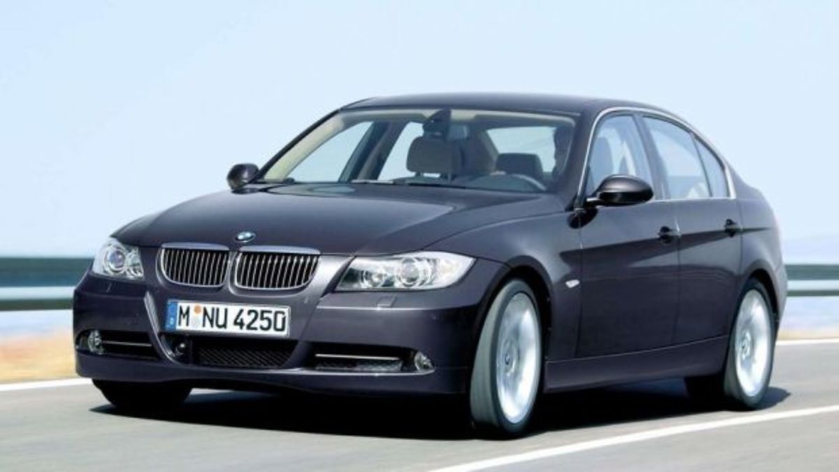 BMW: Ανάκληση λόγω κίνδυνου φωτιάς σε ένα εκατομμύριο αυτοκίνητα!