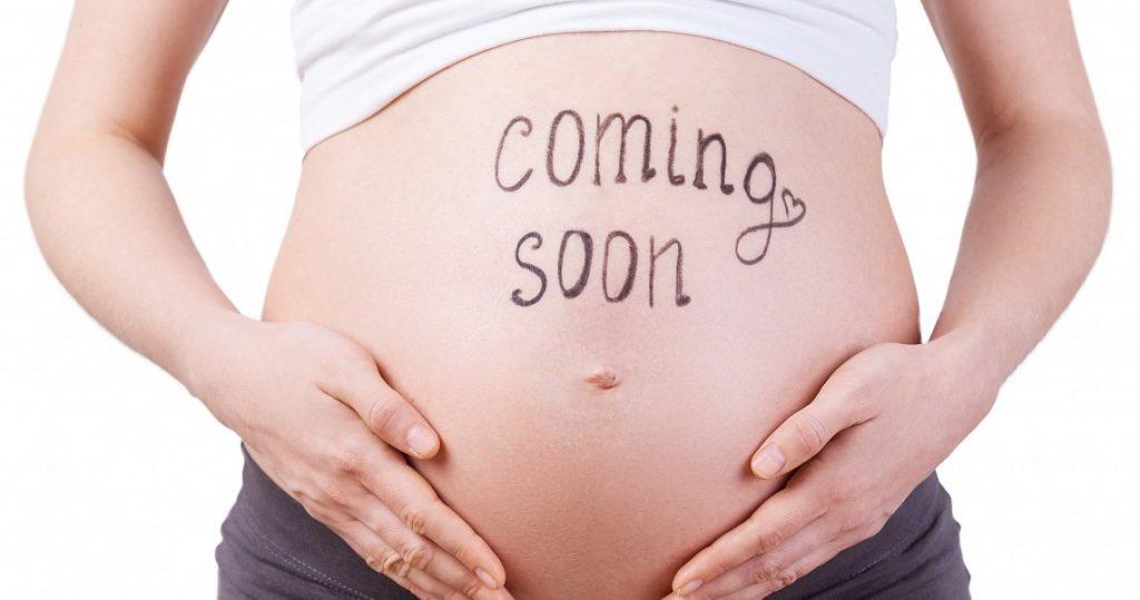 Ελληνίδα παρουσιάστρια παραδέχτηκε on air την δεύτερη εγκυμοσύνη της!