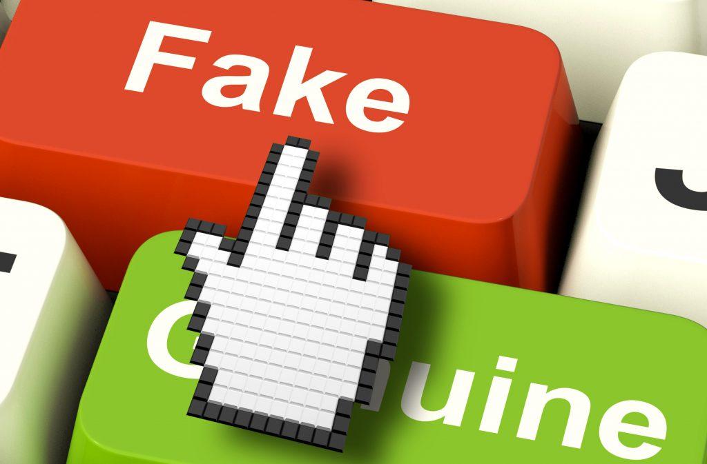 Ο όρος “fake news” είναι η… λέξη της χρονιάς στην Βρετανία – Κατά 365% αυξήθηκε η χρήση του!
