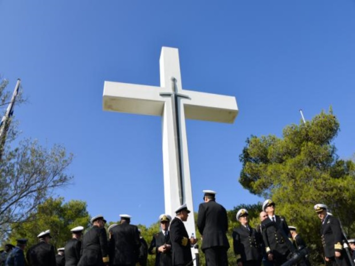 Καμμένος: “Εκρηξη” συγκίνησης και οργής από τον ΥΠΕΘΑ