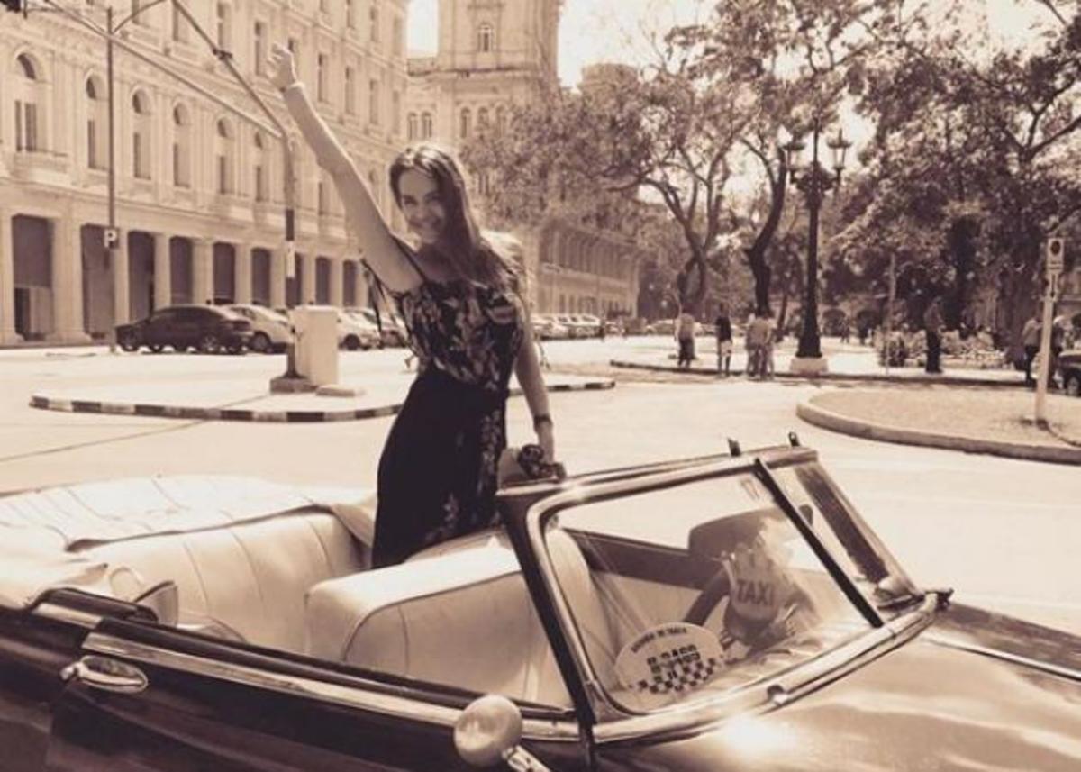 Νικολέττα Καρρά: Απόδραση με τον σύζυγό της στην Κούβα! [pics,vid]