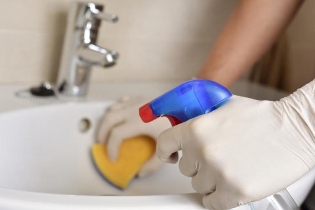 Χρησιμοποιείτε συχνά χλωρίνη στο καθάρισμα; Τι σοβαρός κίνδυνος υγείας αυξάνεται!