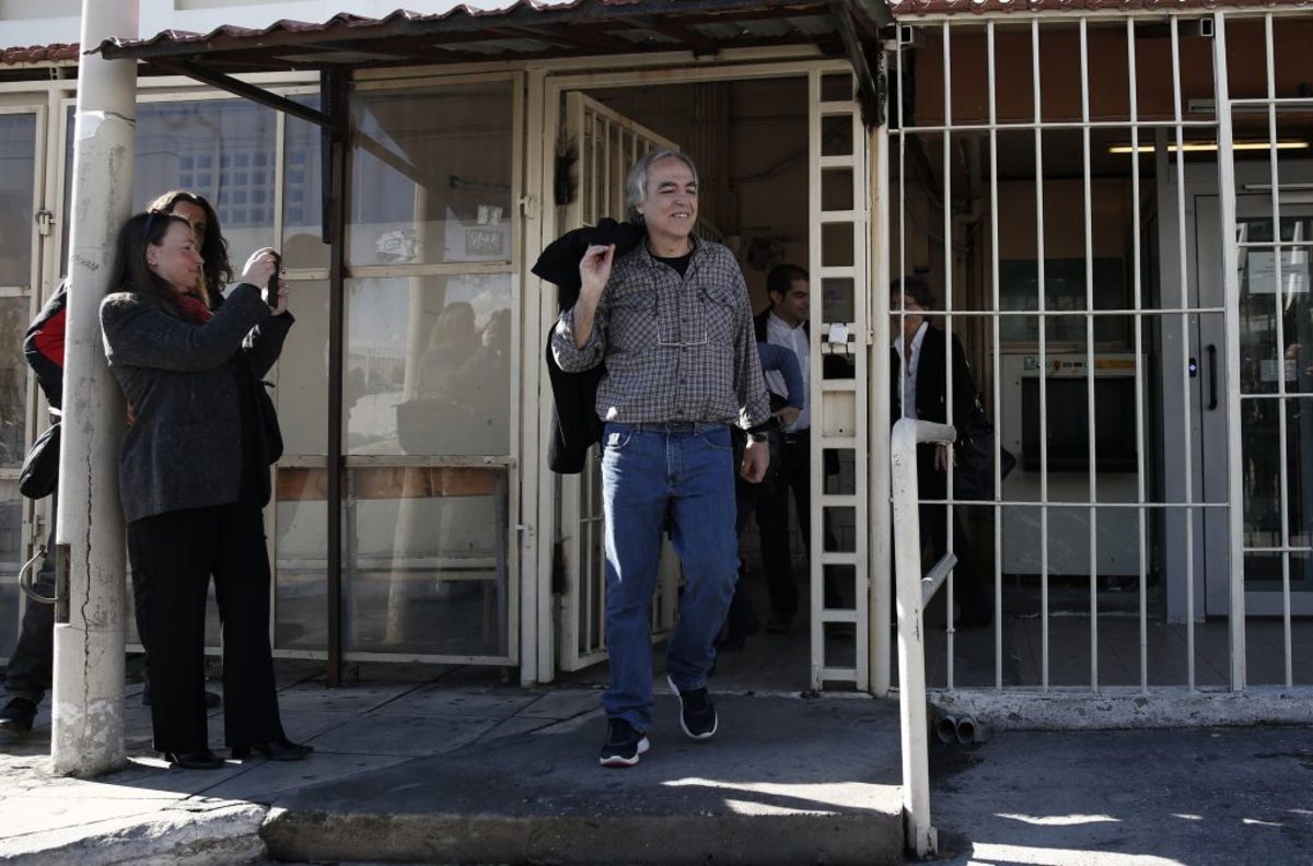 Δημήτρης Κουφοντίνας: Τι είπε στο Συμβούλιο της φυλακής και πήρε 48ωρη άδεια