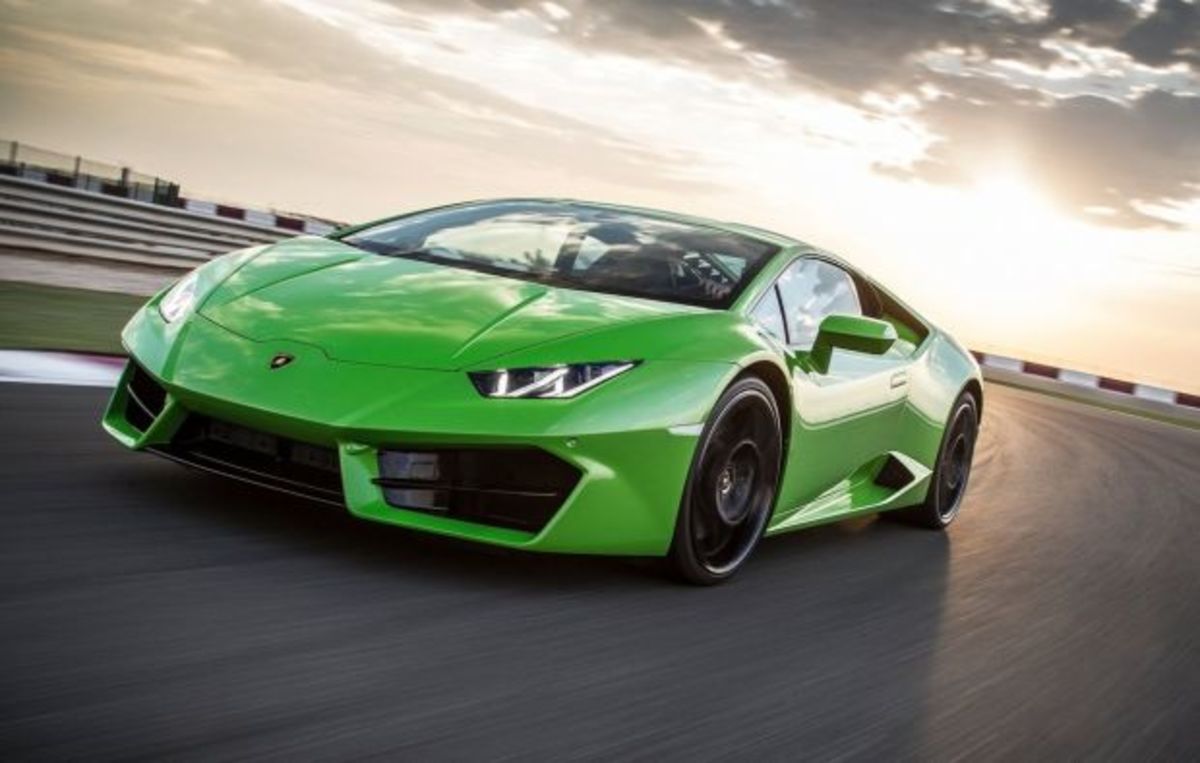 Στροφή στην υβριδική τεχνολογία για την Lamborghini