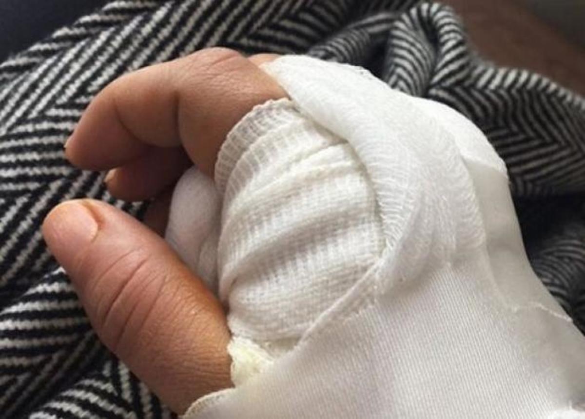 Το πρόβλημα παρουσιάστριας στο χέρι και το μήνυμα μέσα από το νοσοκομείο!