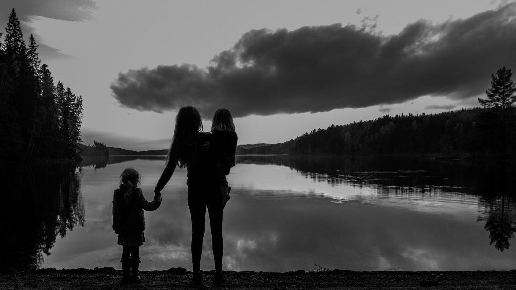 «Δεν έκανα παιδί γιατί δεν εκτιμώ τον άνθρωπο. Συμβιώνω με 27 γάτες»