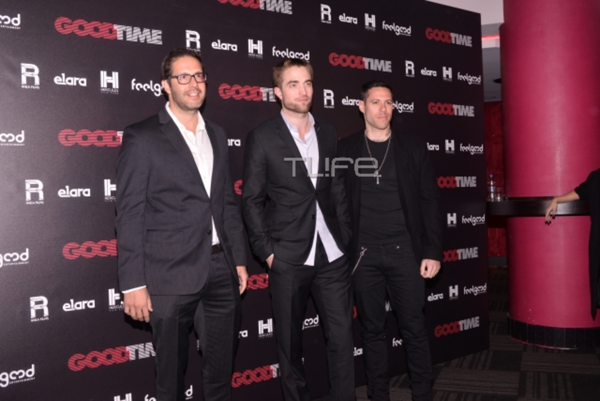 Πρεμιέρα με τον Robert Pattinson στην Αθήνα! Έλλη Στάη και Μαριάννα Λάτση στις πρώτες θέσεις [pics]