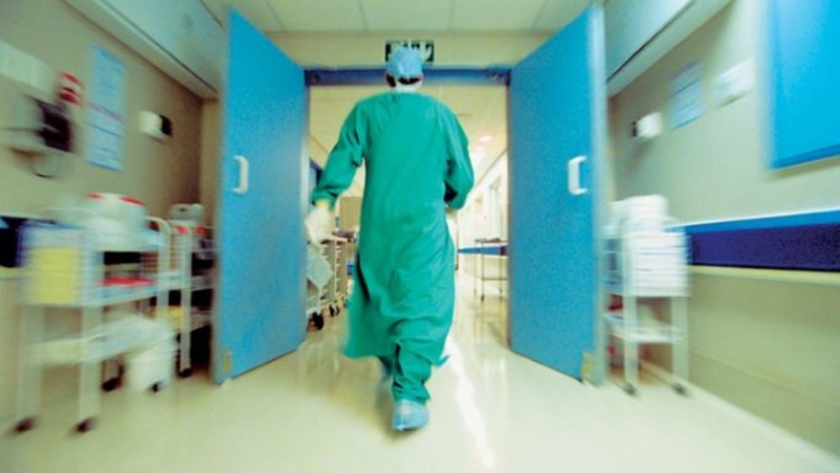 «Συνήλθα στο νοσοκομείο μετά από 52 μέρες! Ήμουν σχεδόν νεκρός σε ένα κρεβάτι»