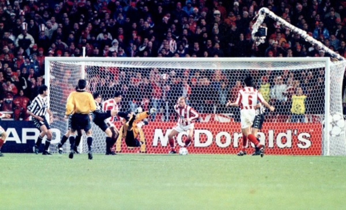 «Μισώ τον αέρα στα γήπεδα μετά το 1-1 του Ολυμπιακού με τη Γιουβέντους»