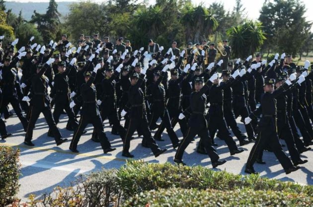 Γαστρεντερίτιδα “χτύπησε” τη Σχολή Ευελπίδων