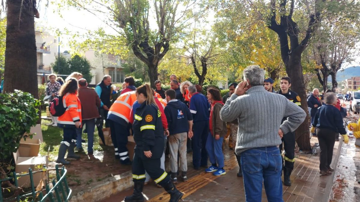 Μάνδρα: Τρία επιπλέον σημεία διανομής τροφίμων, εμφιαλωμένου νερού και ειδών ένδυσης και υπόδησης