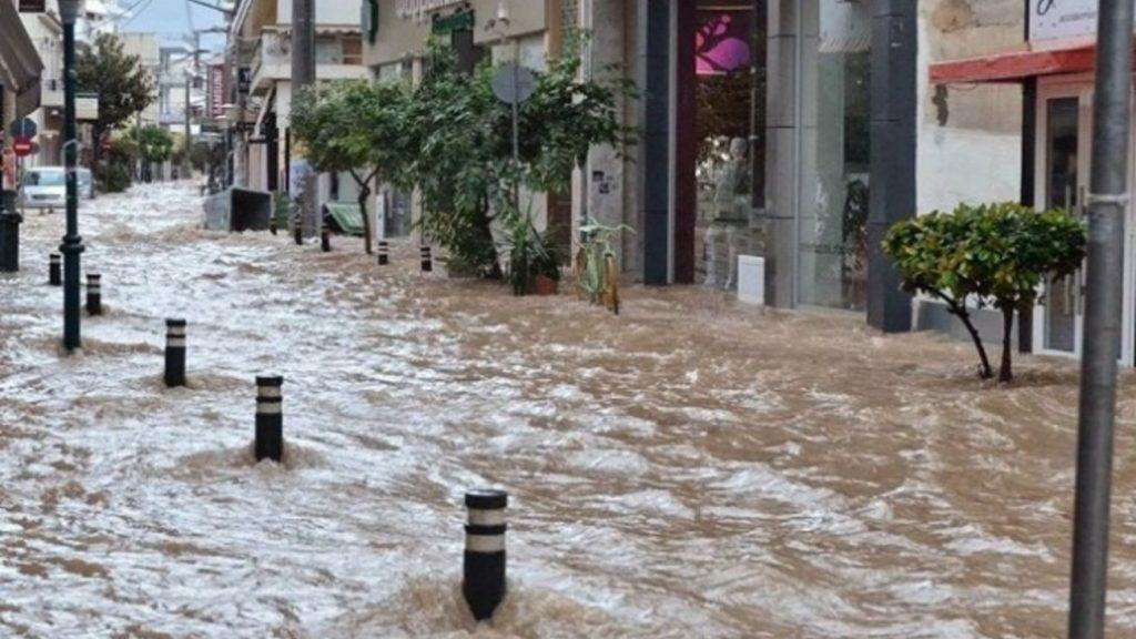 Σοκάρει η εξομολόγηση Έλληνα τραγουδιστή για την πλημμύρα: “Πάλευα μέσα στα νερά για ώρες”