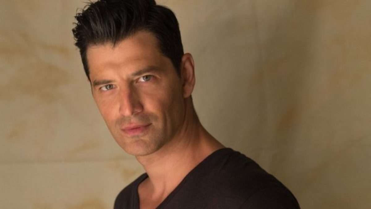 «Ερχόταν ο Σάκης Ρουβάς στο σπίτι μου κι εγώ κρυβόμουν στο δωμάτιο»