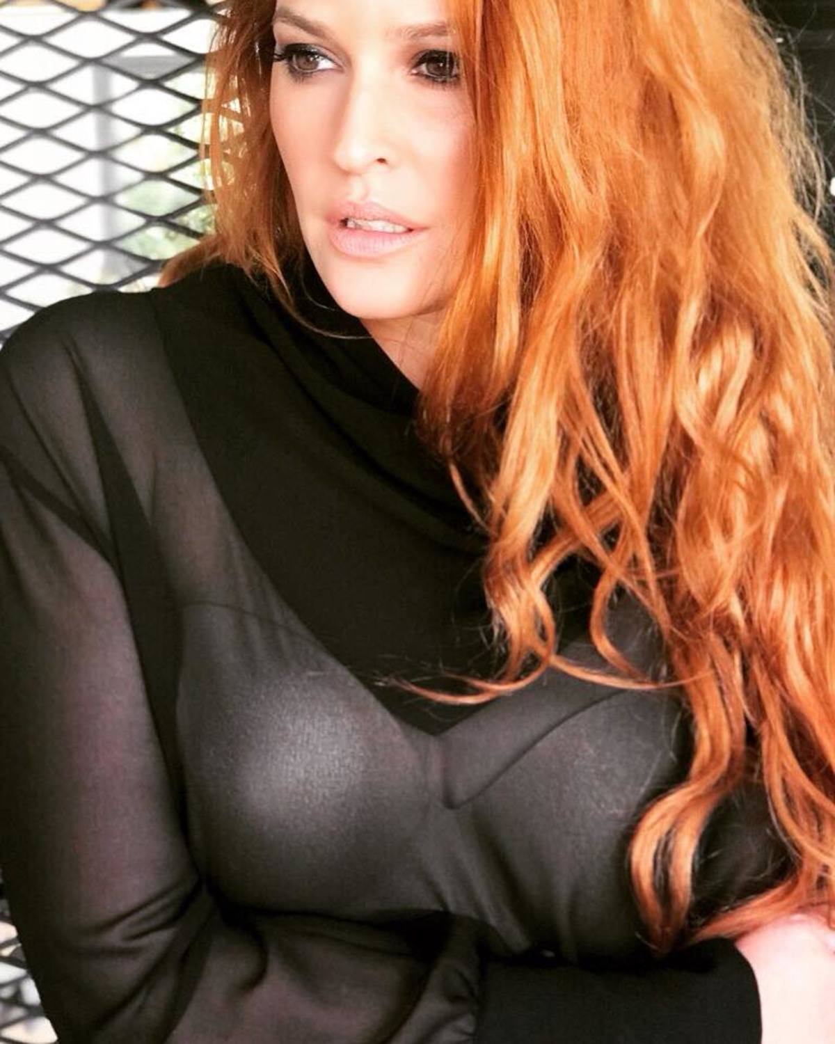 Σίσσυ Χρηστίδου: Δοκιμάζει σνακς στο ταξίδι της στο Ισραήλ [vid]