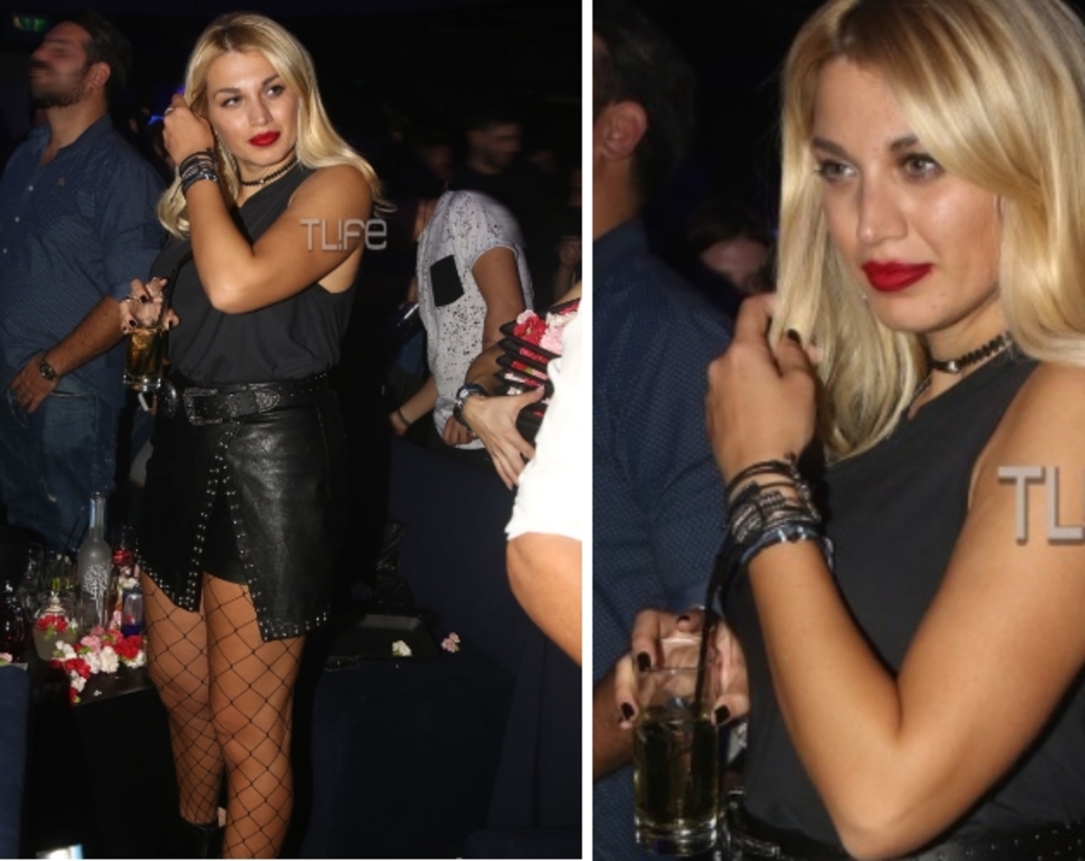 Κωνσταντίνα Σπυροπούλου: Η μίνι φούστα και το δικτυωτό καλσόν που άναψαν φωτιές! [pics]