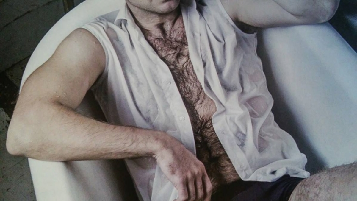 Γνωστός ηθοποιός αποκαλύπτει: «Έχω δεχτεί ερωτική εξομολόγηση από άνδρα συνάδελφό μου»