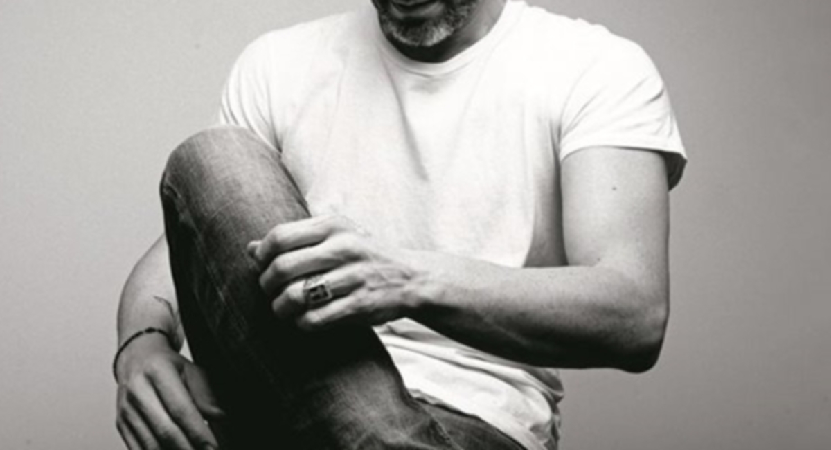 «Φιλάω και τις 3 πρώην συντρόφους μου, δεν ζηλεύουν»