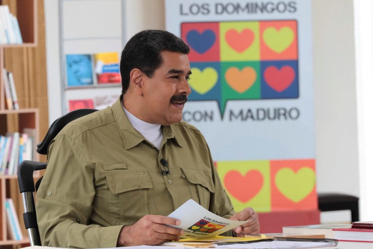 Η Βενεζουέλα χρεοκοπεί αλλά ο Μαδούρο στον κόσμο του