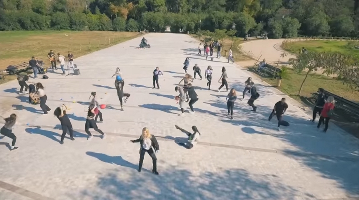 Το πιο εντυπωσιακό flash mob στο Πεδίον του Άρεως [vid]