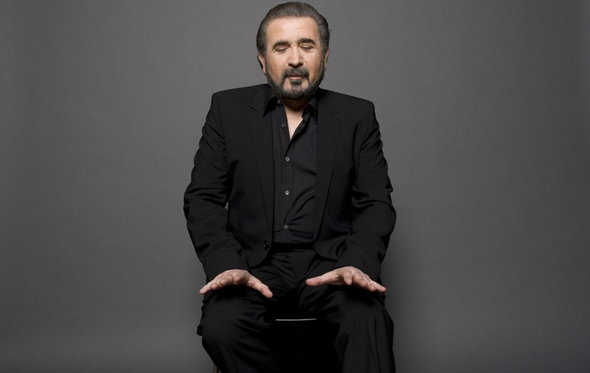 Λάκης Λαζόπουλος: “Αποχώρησα από ένα κανάλι με την πιο δημοφιλή εκπομπή… Θα έρθει η ώρα που θα μπορώ να μιλήσω…”