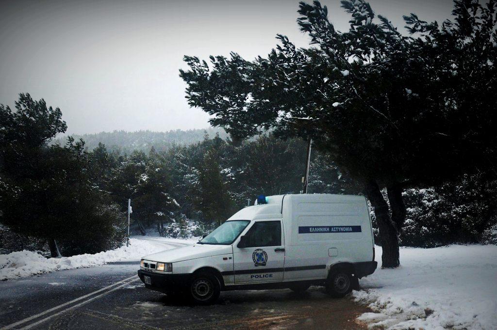 Αίγιο: Έρευνα για τον θάνατο της ηλικιωμένης που βρέθηκε νεκρή στο χιόνι