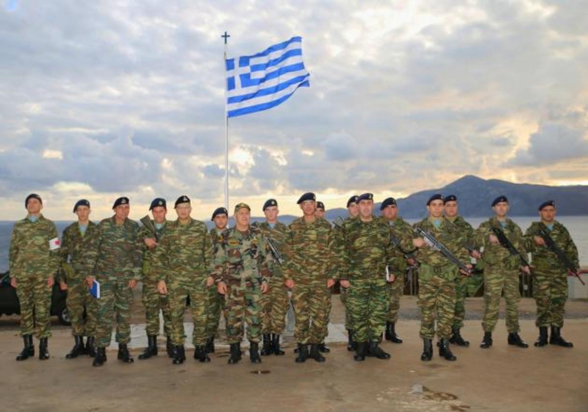 Oι επισκέψεις του Αρχηγού  ΓΕΕΘΑ ενόψει του Νέου Έτους [pics]