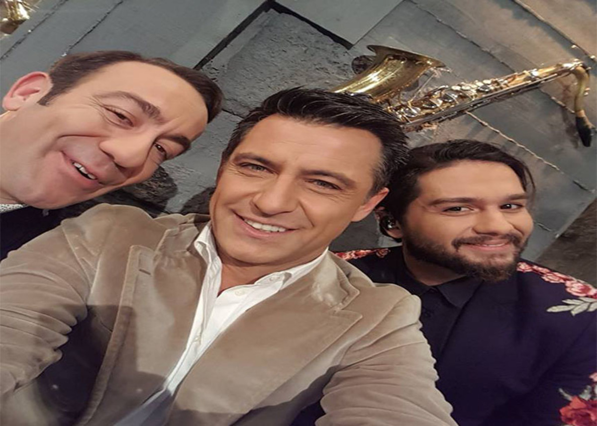 Κωνσταντίνος Αγγελίδης: Η αγωνία για την κατάστασή του και η εμφάνιση στο χριστουγεννιάτικο «Στην υγειά μας»