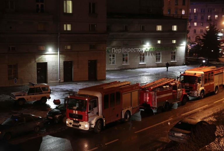 Αγία Πετρούπολη: Ως απόπειρα ανθρωποκτονίας αντιμετωπίζεται η έκρηξη στο σούπερ μάρκετ – 10 τραυματίες [pics,vid]