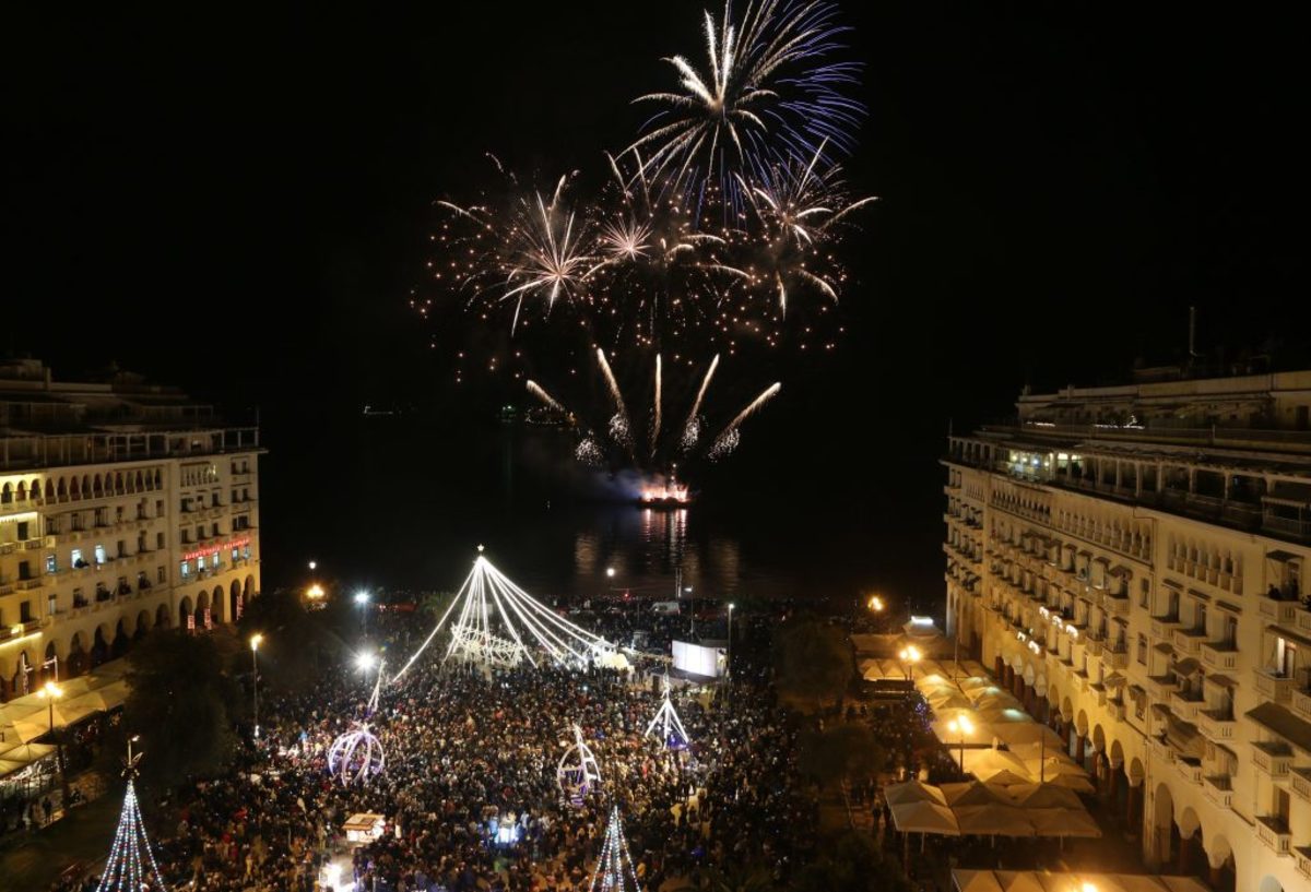 Με αυτούς τους καλλιτέχνες θα υποδεχτεί το νέο χρόνο ο Δήμος Αθηναίων – Που θα γίνει το ρεβεγιόν