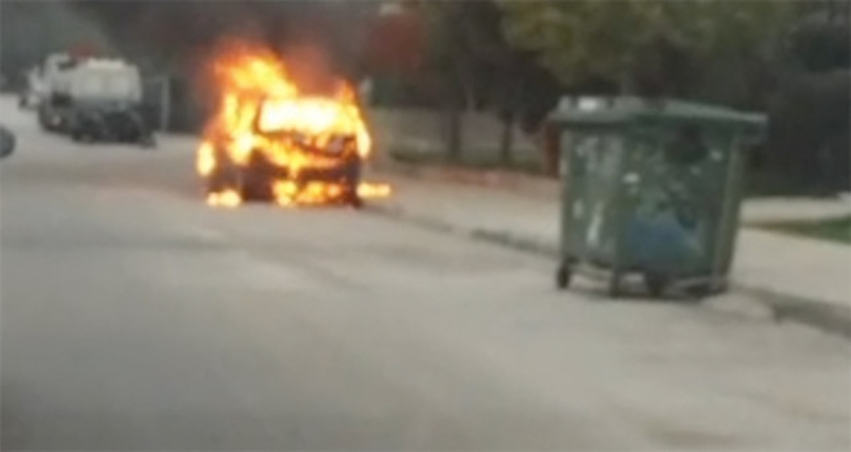 Σοκ για τον 80χρονο στην Γλυφάδα που κάηκε μέσα στο αμάξι του