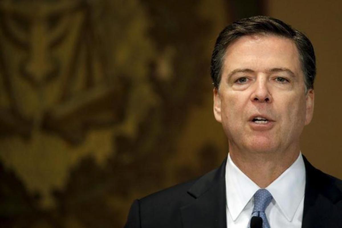 Ο απολυμένος πρώην διευθυντής του FBI ειρωνεύεται τον Τραμπ