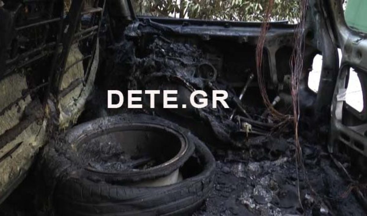 Πάτρα: Φωτιά σε αυτοκίνητα μετά από τροχαίο – Οι εικόνες από το σημείο του ατυχήματος [pic, vid]