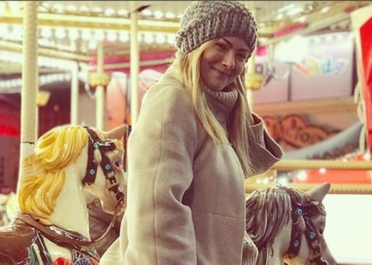 Δέσποινα Καμπούρη: Στόλισε το χριστουγεννιάτικο δέντρο με τις κόρες της!