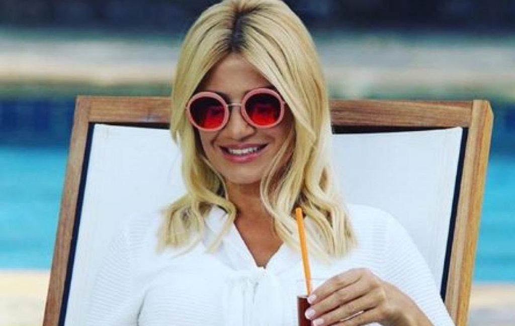 Πού και πώς νομίζετε ότι περνά η Φαίη Σκορδά τη φετινή Πρωτοχρονιά;