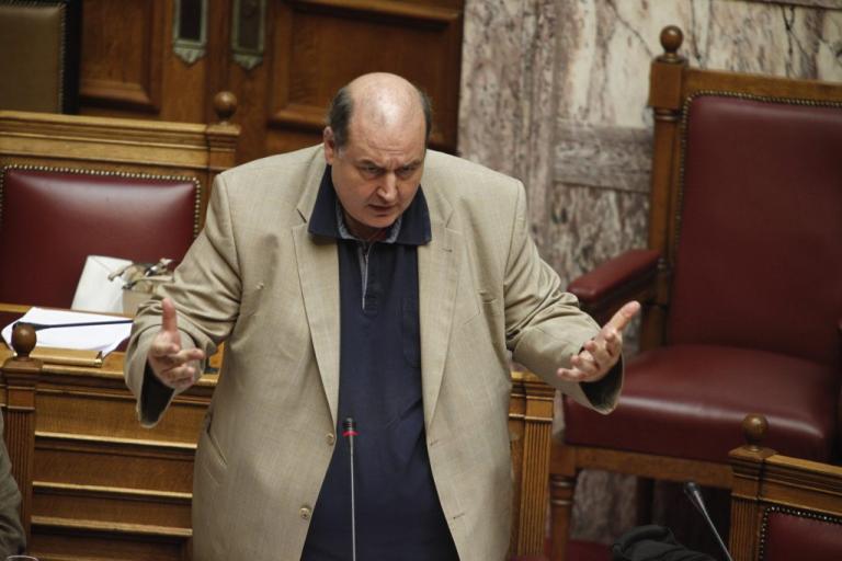 Επίθεση βουλευτών του ΣΥΡΙΖΑ στον “Ευαγγελισμό” για τους διεμφυλικούς