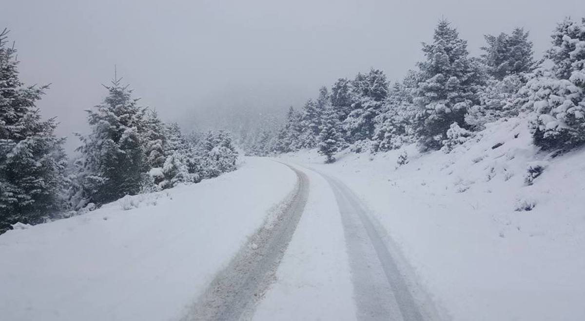 Με αλυσίδες η μετακίνηση στα ορεινά της Αιτωλοακαρνανίας [vid]