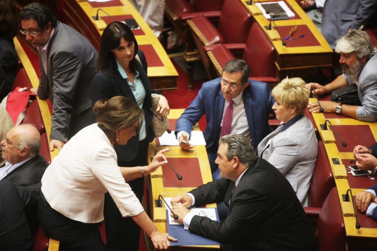 Σκληρή και ειρωνική απάντηση Καμμένου σε Ντόρα
