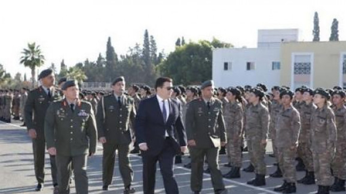 Αυτές είναι οι πρώτες επαγγελματίες στρατιωτίνες της Κύπρου! [pics]
