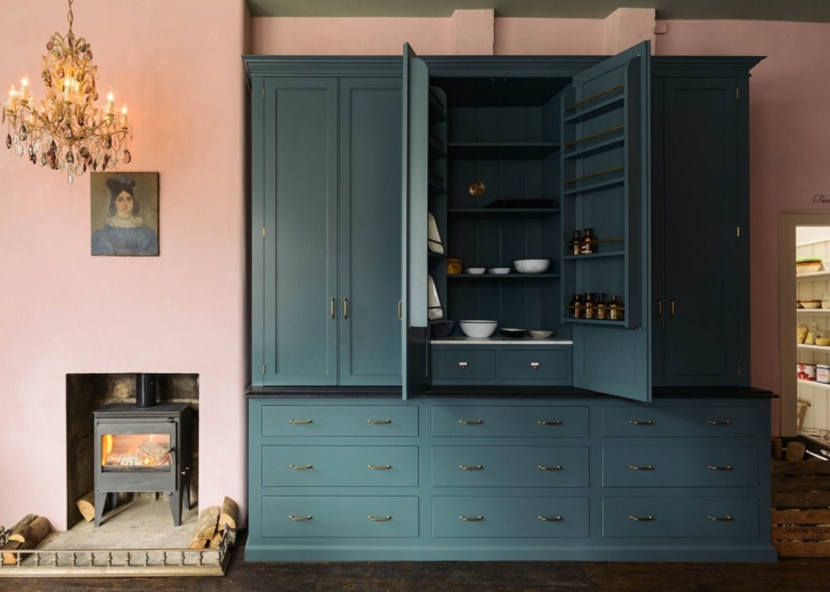 Kitchen trends: Ποια είναι τα χρώματα που θα “βάψουν” τις κουζίνες μας το 2018;