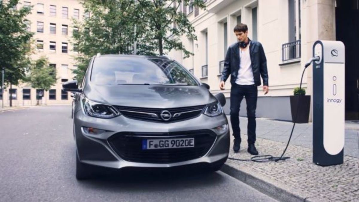 H Opel έχανε €10.000 με την πώληση κάθε ηλεκτρικού Ampera-e!