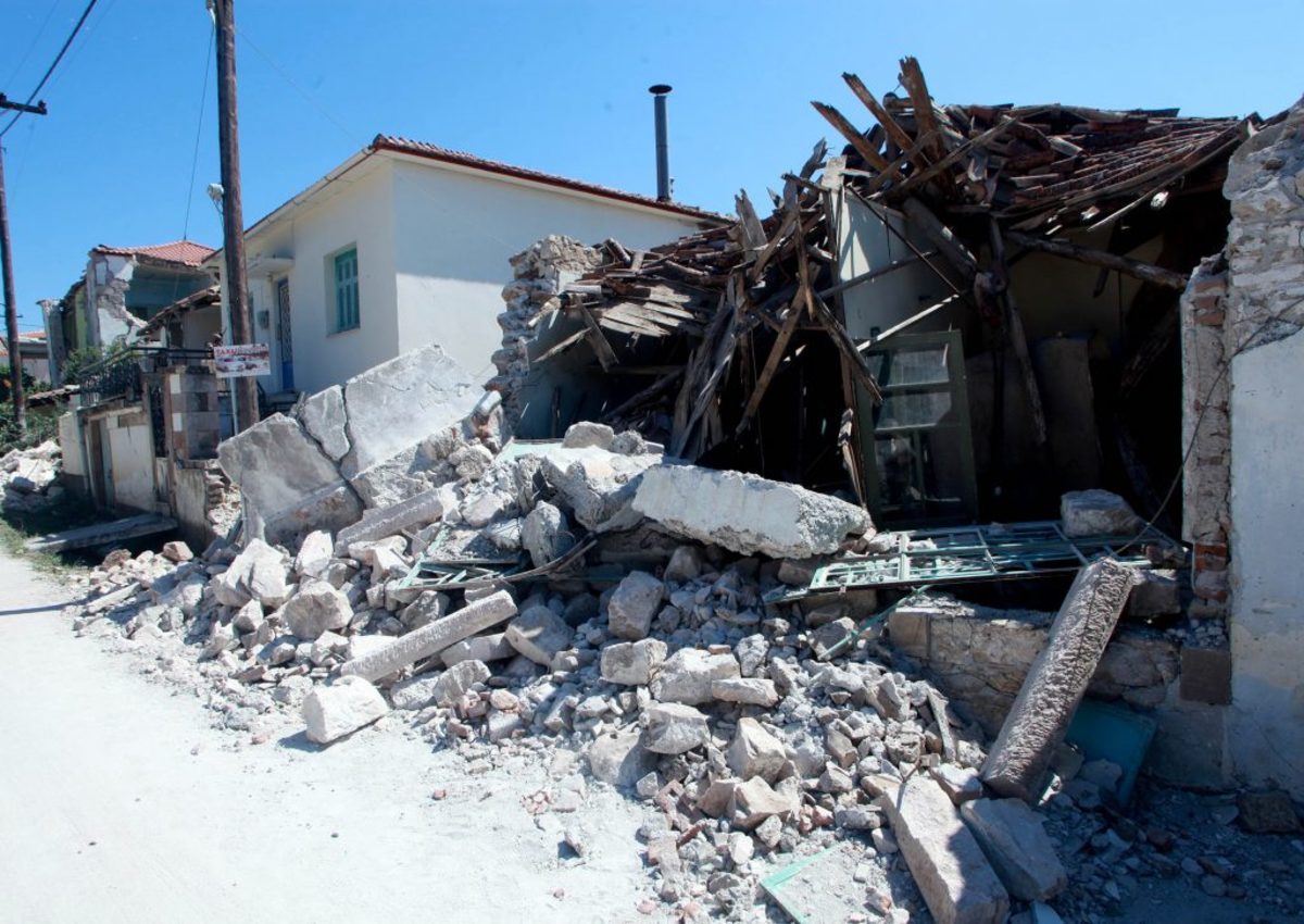 Μυτιλήνη: Δωρεάν φάρμακα στους σεισμόπληκτους της Βρίσας