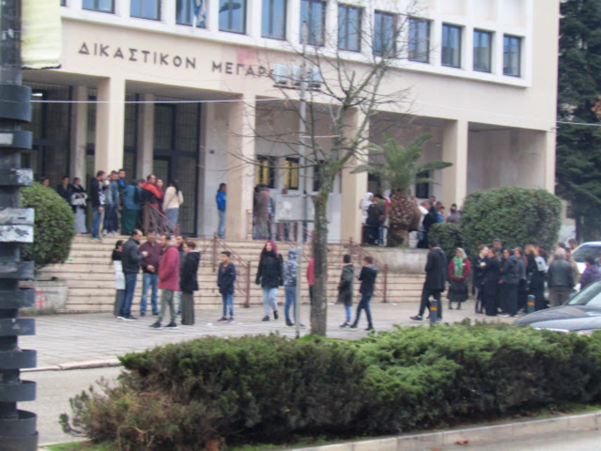 Τρεις προφυλακιστέοι από τη σπείρα που έκλεβε σπίτια στη Δυτική Ελλάδα